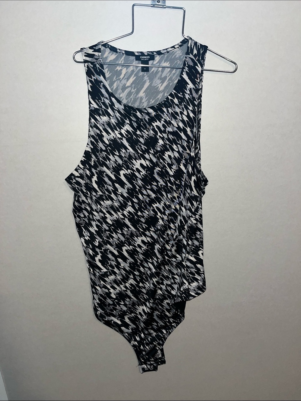 Express Black & White Houndstooth-Style Bodysuit Size Medium